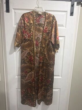 Secret Treasures Satin Floral Paisley Long Kimono in Brown and Red